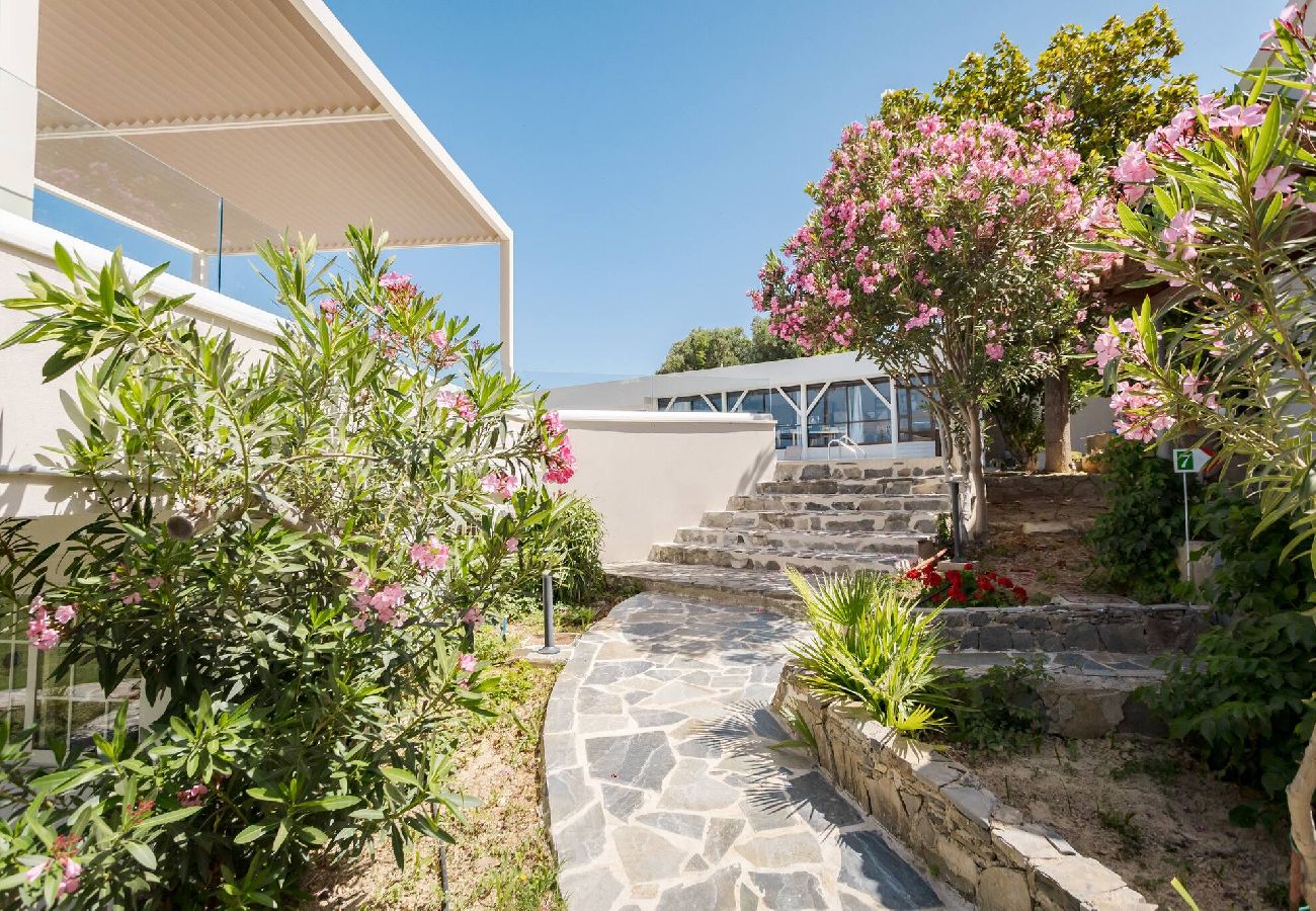 Apartment in Platanias - Rose 6