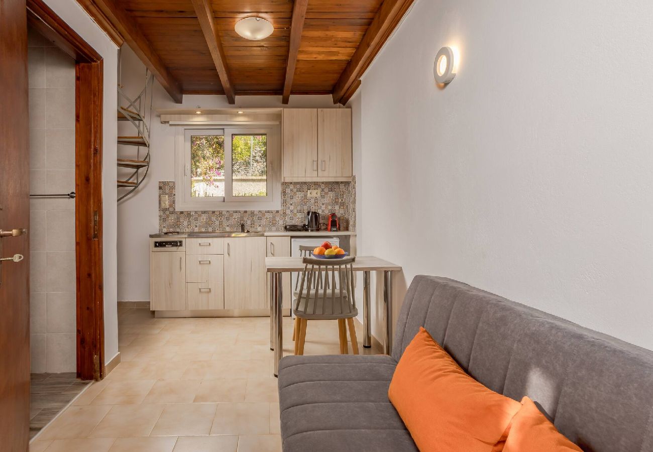 Apartment in Platanias - Rose 2