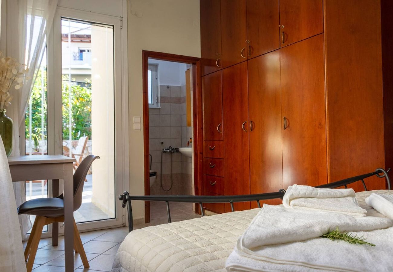 Apartment in Chania - Casa Anthea 3 bedroom apartment with Garden