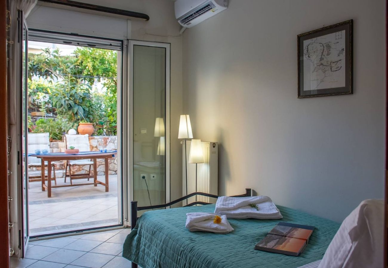Apartment in Chania - Casa Anthea 3 bedroom apartment with Garden