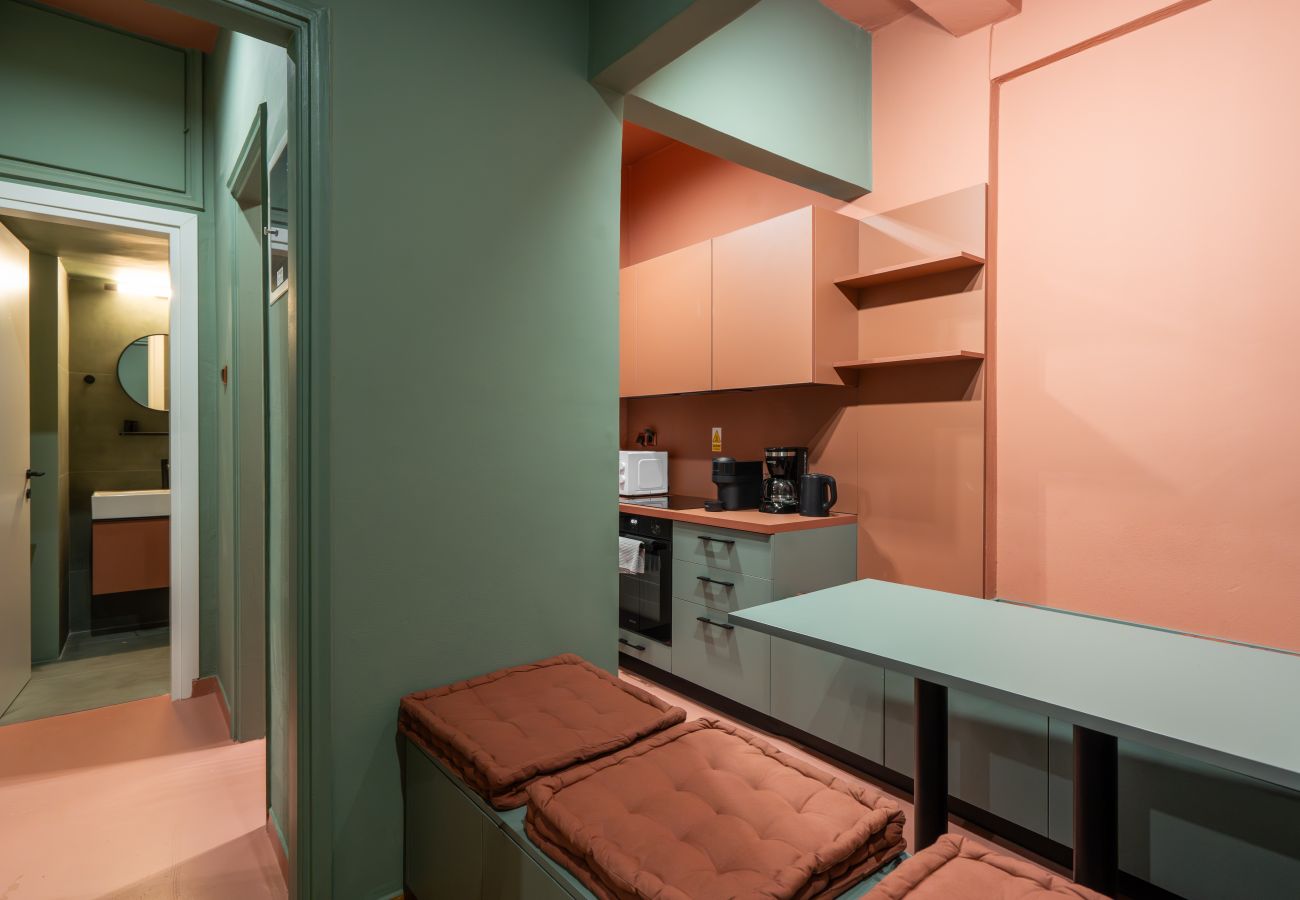 Apartment in Athens - Stylish Apartment next to Panathenaic Stadium 
