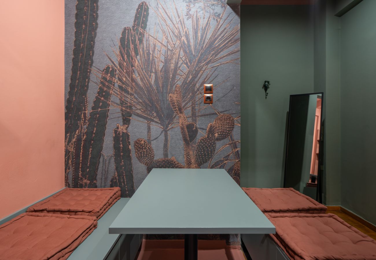 Apartment in Athens - Stylish Apartment next to Panathenaic Stadium 