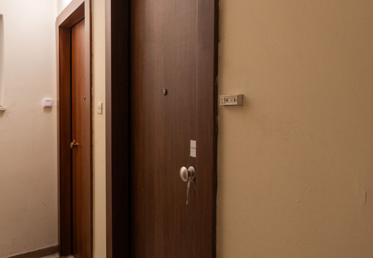 Apartment in Athens - Stylish Apartment next to Panathenaic Stadium 