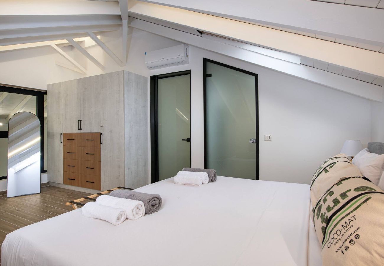 House in Chania - Chania Luxury City Retreat, Hammam&Outdoor Jacuzzi