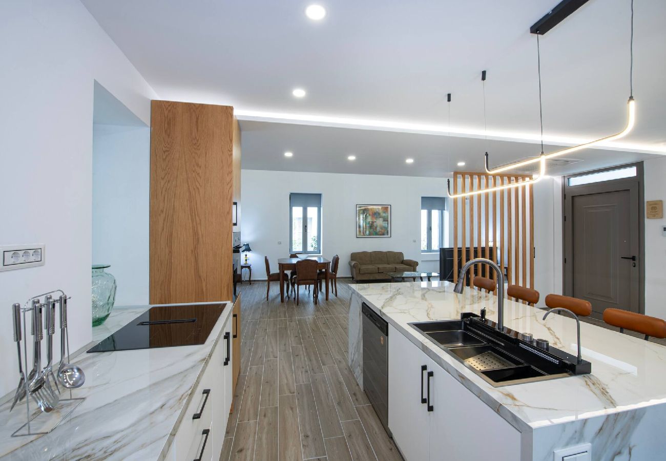 House in Chania - Chania Luxury City Retreat, Hammam&Outdoor Jacuzzi