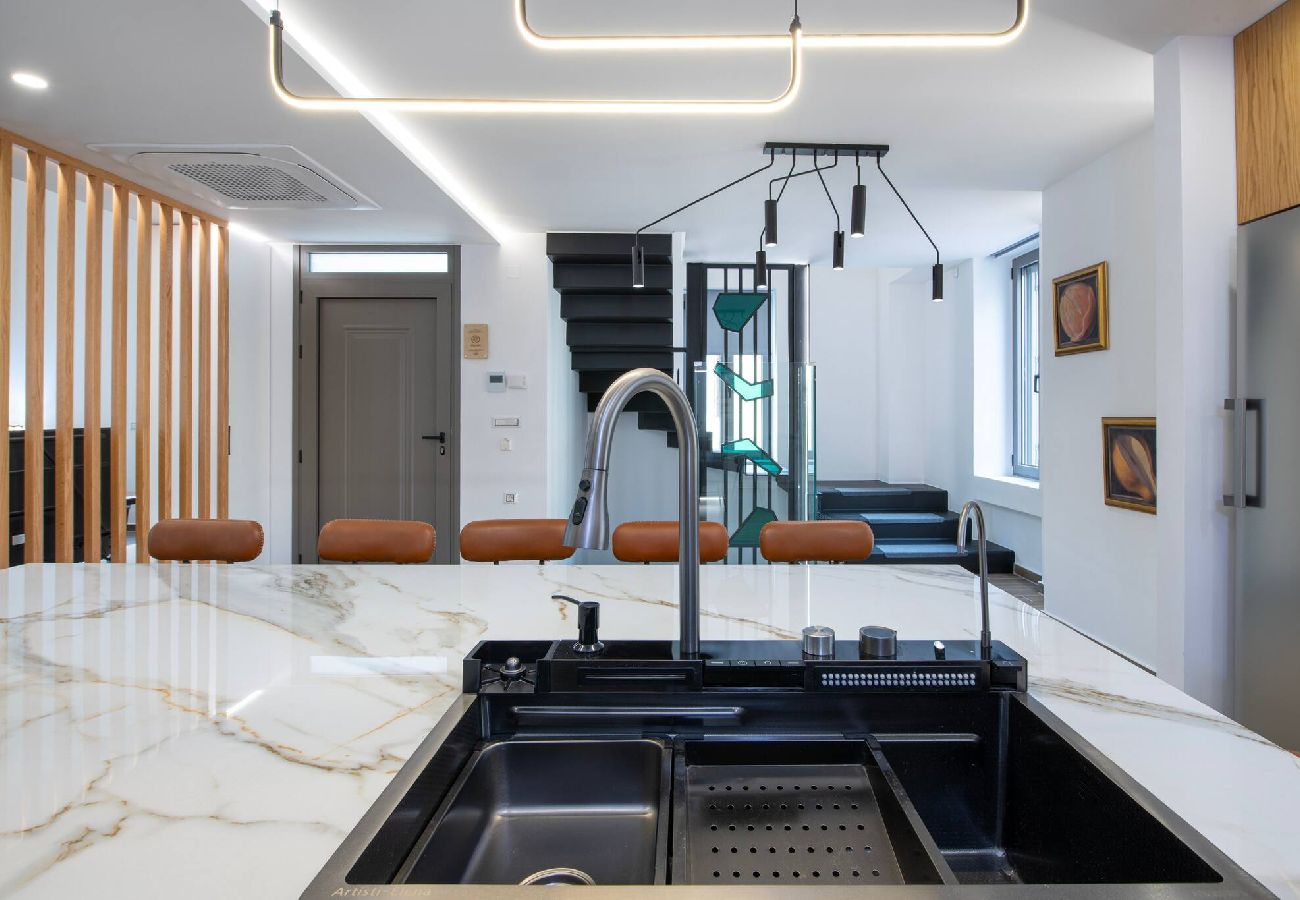 House in Chania - Chania Luxury City Retreat, Hammam&Outdoor Jacuzzi