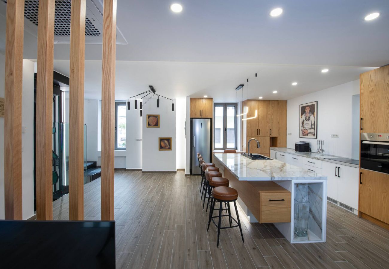 House in Chania - Chania Luxury City Retreat, Hammam&Outdoor Jacuzzi