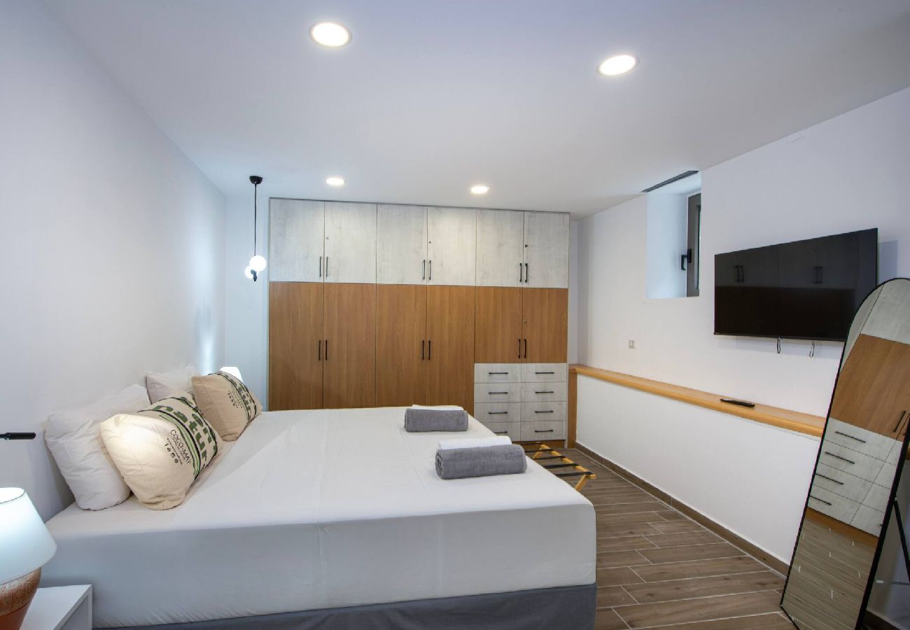 House in Chania - Chania Luxury City Retreat, Hammam&Outdoor Jacuzzi