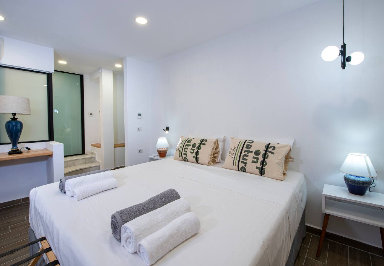 House in Chania - Chania Luxury City Retreat, Hammam&Outdoor Jacuzzi