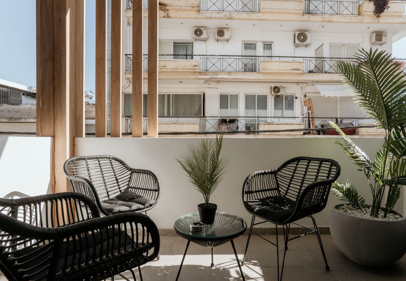 Apartment in Piraeus - Skiathos luxury Apartment in Pireaus with Parking