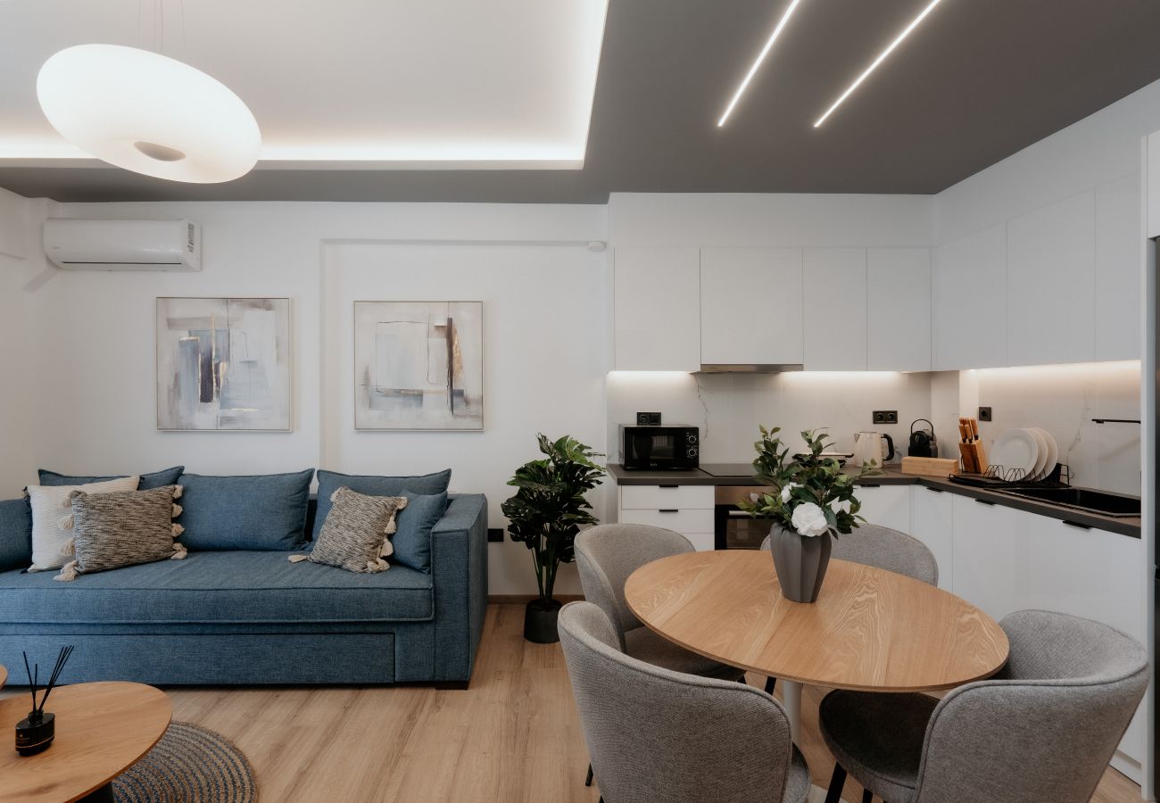 Apartment in Piraeus - Skiathos luxury Apartment in Pireaus with Parking