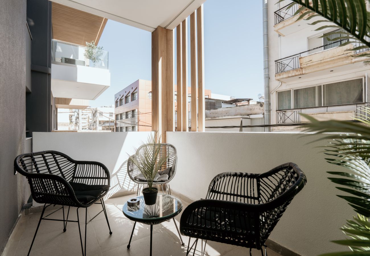Apartment in Piraeus - Skiathos luxury Apartment in Pireaus with Parking