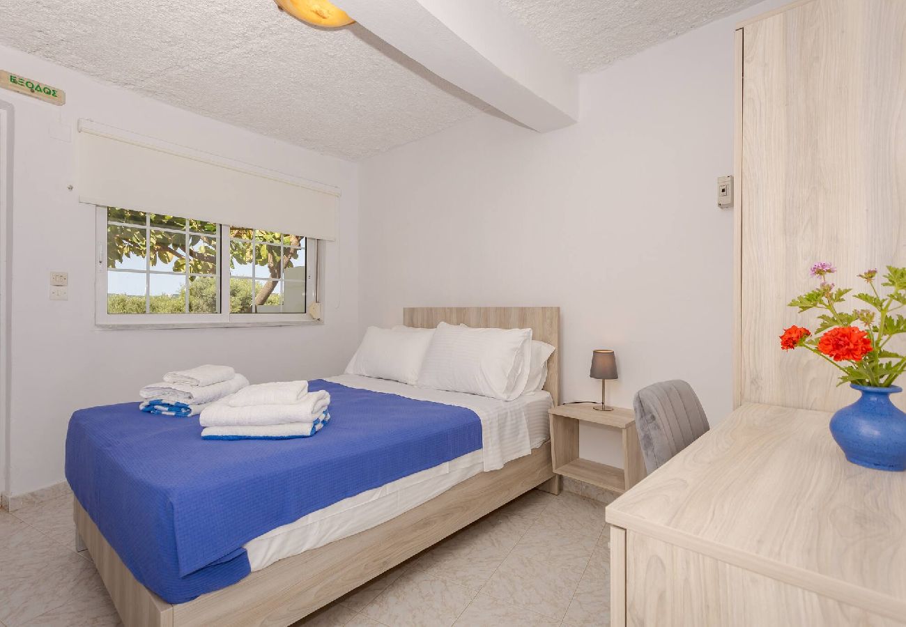 Apartment in Platanias - Rose 9 Ground floor suite on private tranquil retr