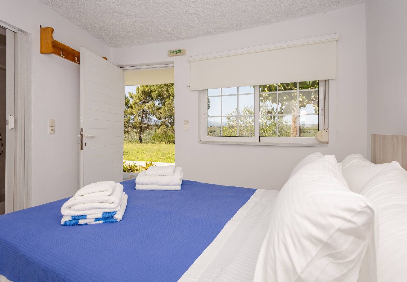 Apartment in Platanias - Rose 9 Ground floor suite on private tranquil retr