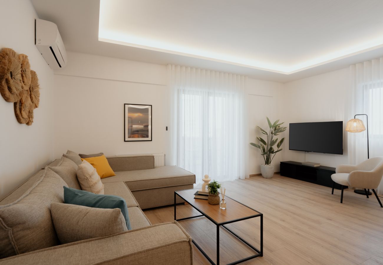 Apartment in Piraeus - Samos luxury Apartment in Pireaus with Parking