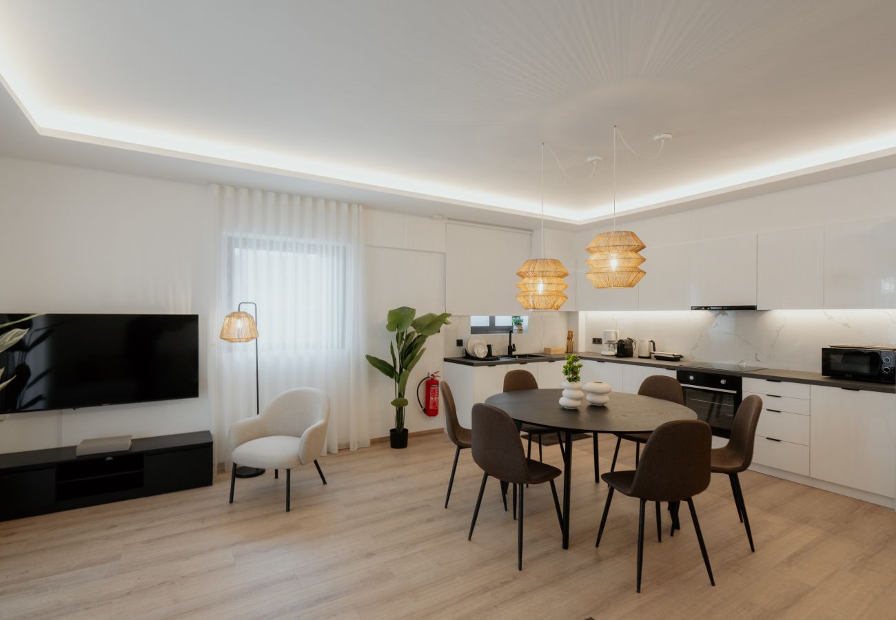 Apartment in Piraeus - Samos luxury Apartment in Pireaus with Parking