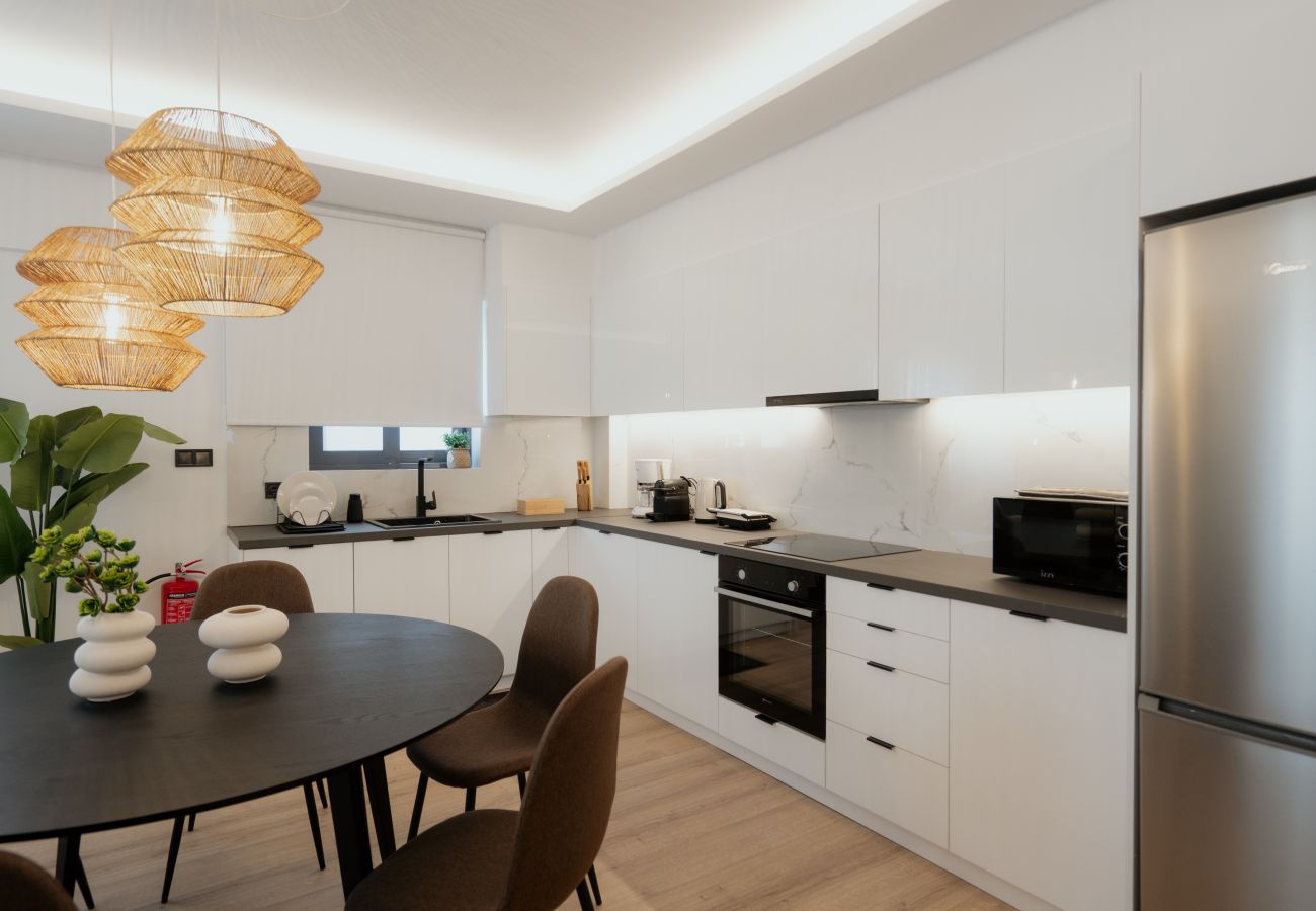 Apartment in Piraeus - Samos luxury Apartment in Pireaus with Parking