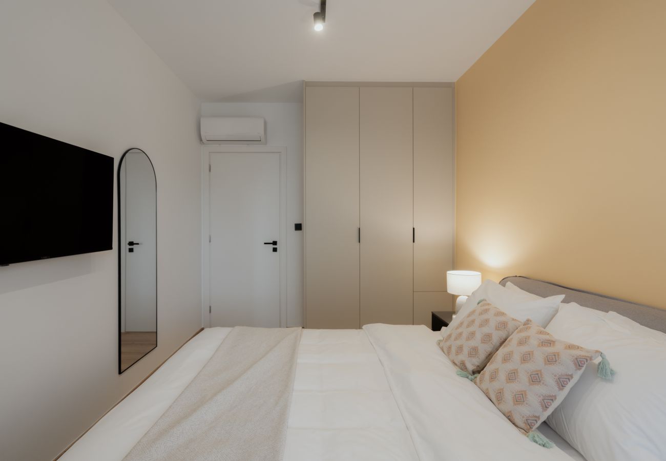 Apartment in Piraeus - Samos luxury Apartment in Pireaus with Parking