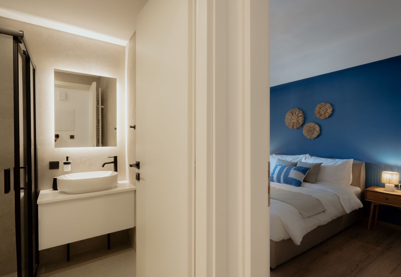 Apartment in Piraeus - Samos luxury Apartment in Pireaus with Parking