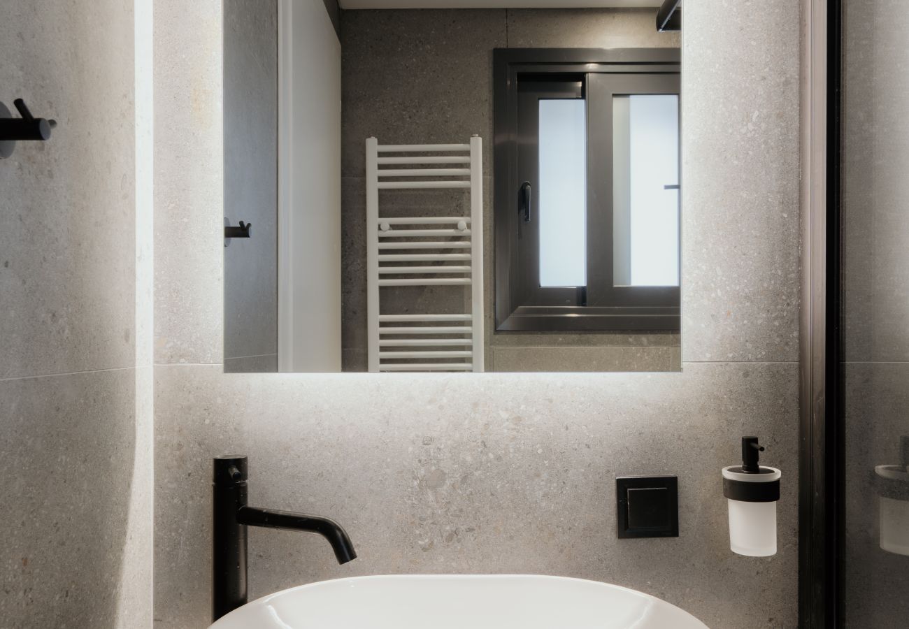 Apartment in Piraeus - Samos luxury Apartment in Pireaus with Parking