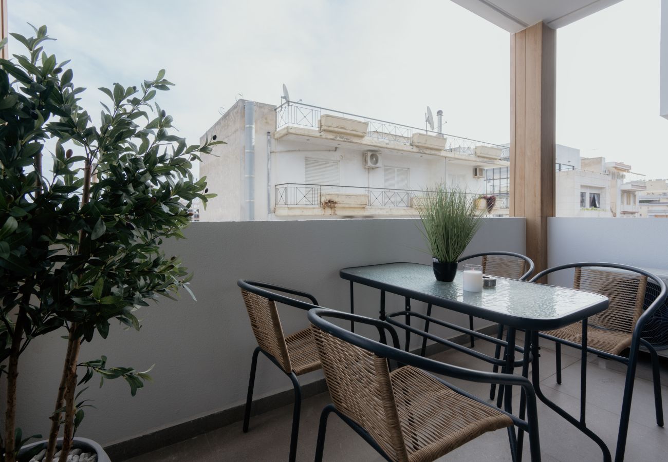 Apartment in Piraeus - Andros luxury Apartment in Pireaus with Parking