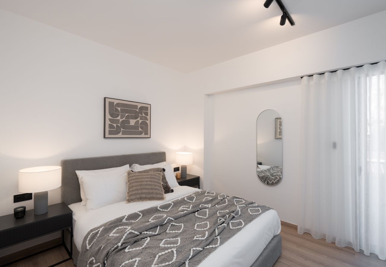 Apartment in Piraeus - Kalymnos luxury Apartment in Pireaus with Parking