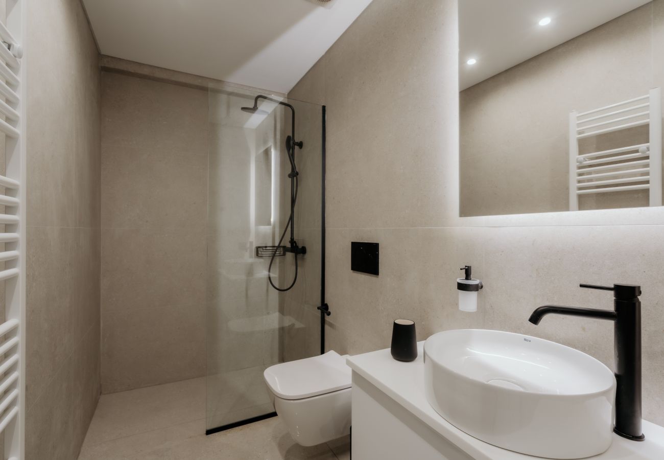 Apartment in Piraeus - Kalymnos luxury Apartment in Pireaus with Parking