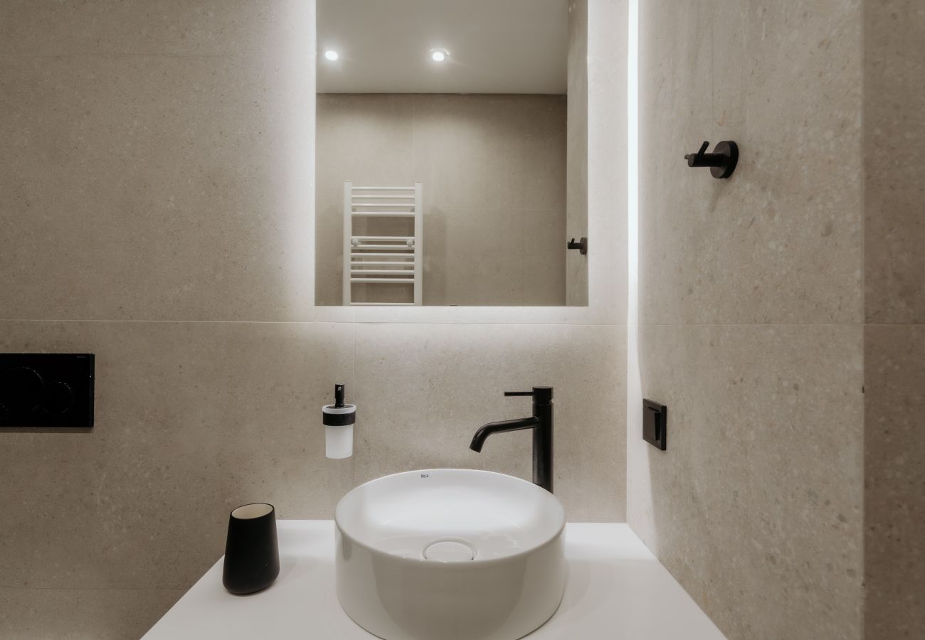 Apartment in Piraeus - Kalymnos luxury Apartment in Pireaus with Parking