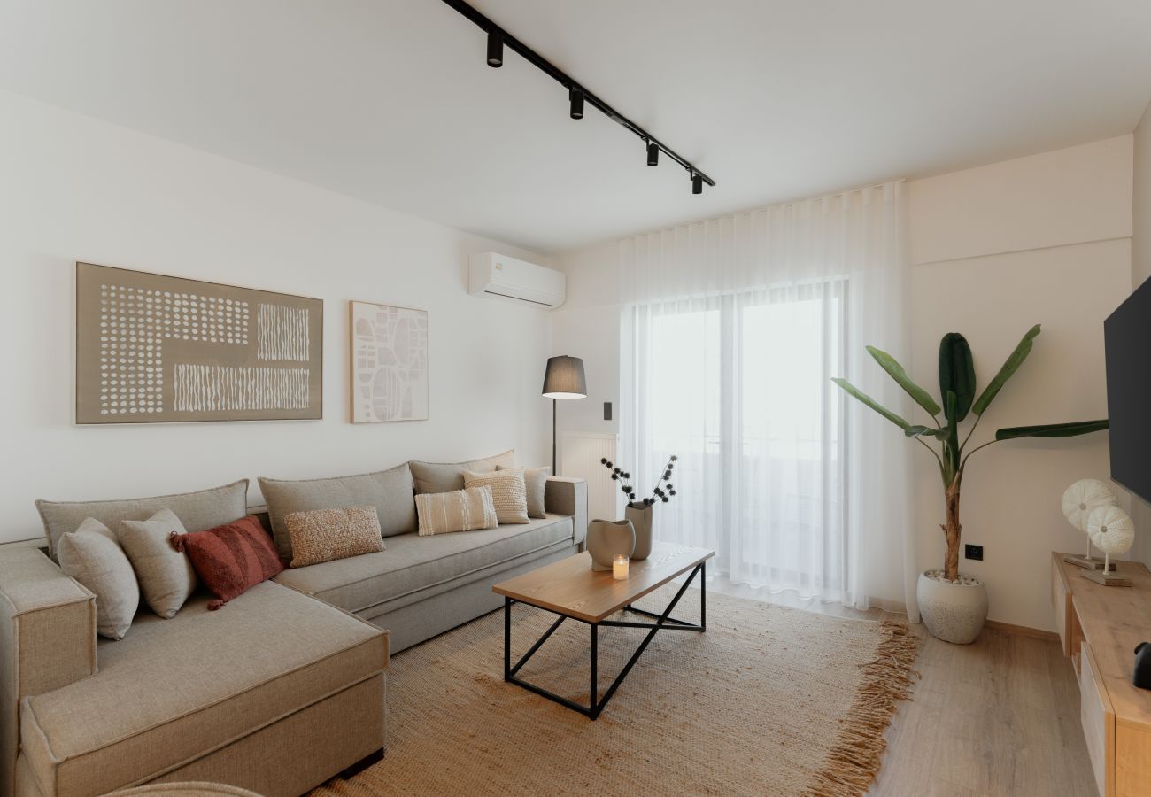 Apartment in Piraeus - Ithaca luxury Apartment in Pireaus with Parking