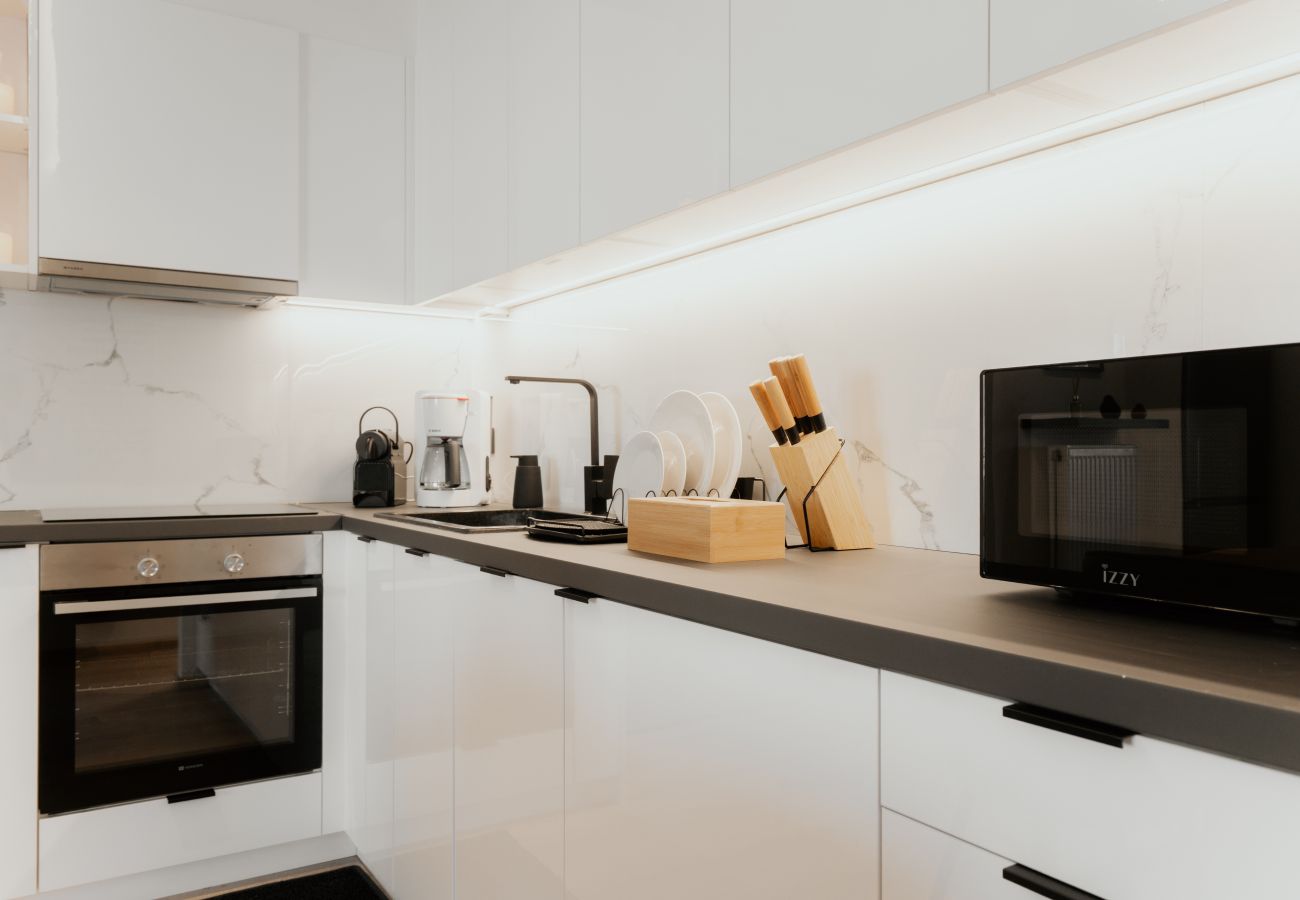 Apartment in Piraeus - Ithaca luxury Apartment in Pireaus with Parking