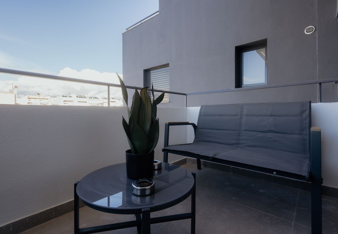 Apartment in Piraeus - Ithaca luxury Apartment in Pireaus with Parking