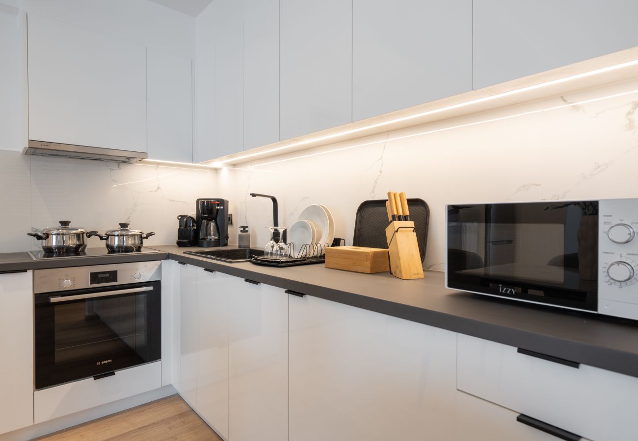 Apartment in Piraeus - Santorini luxury Apartment in Pireaus with Parking
