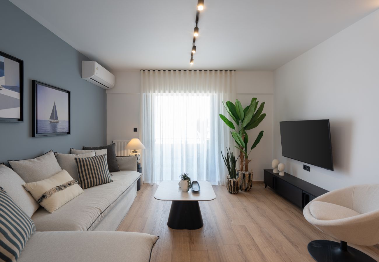 Apartment in Piraeus - Santorini luxury Apartment in Pireaus with Parking