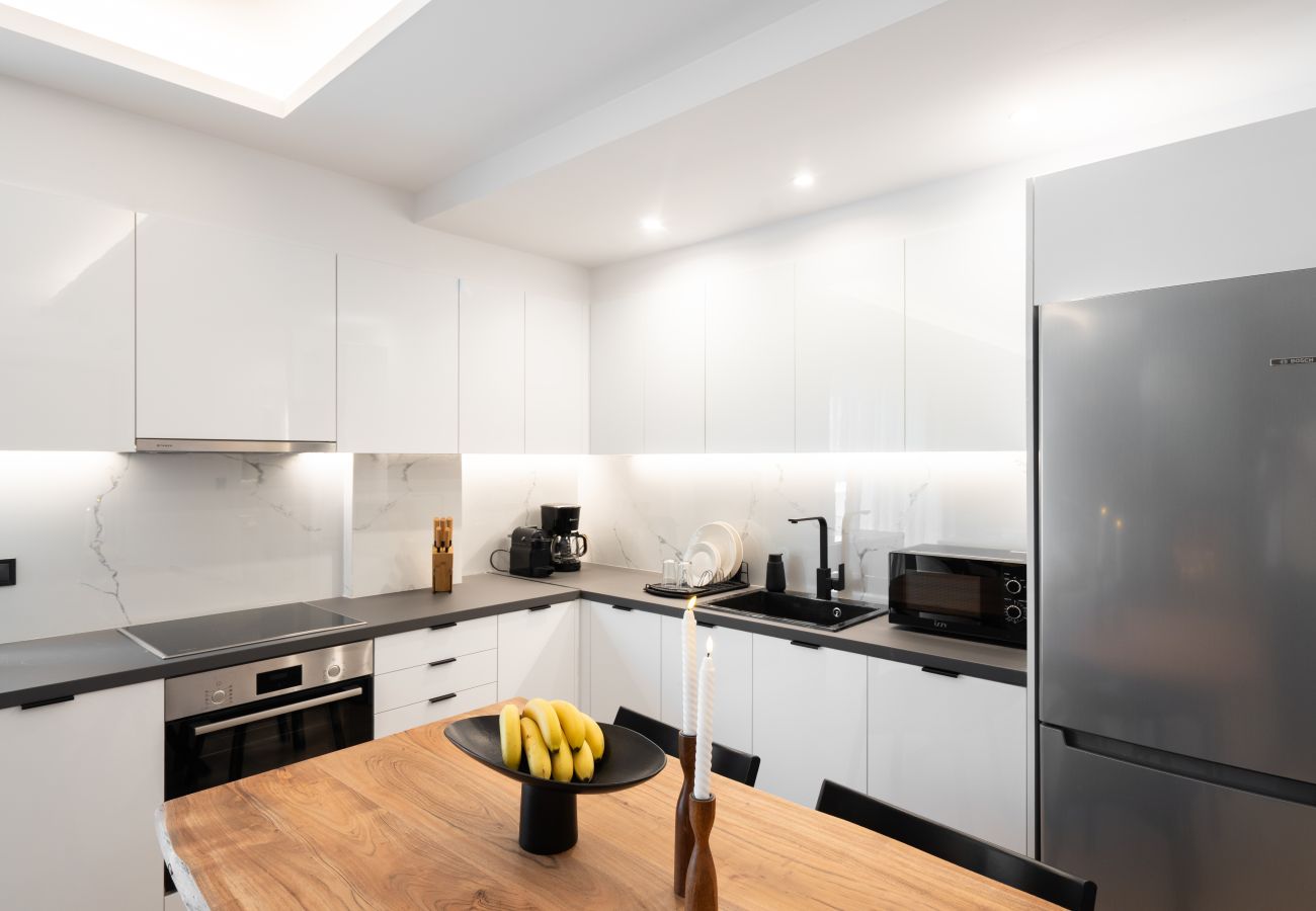 Apartment in Piraeus - Rhodes luxury Apartment in Pireaus with Parking