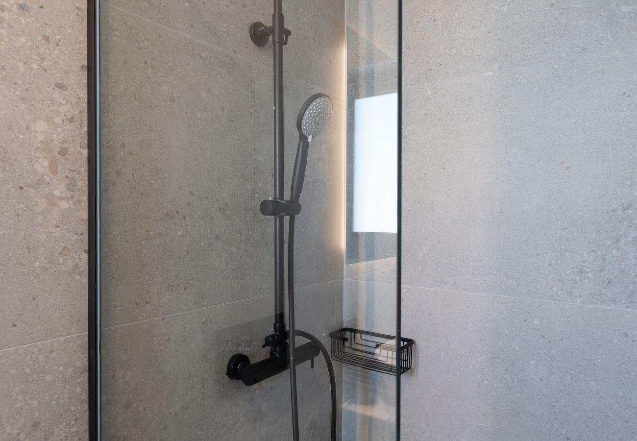 Apartment in Piraeus - Rhodes luxury Apartment in Pireaus with Parking