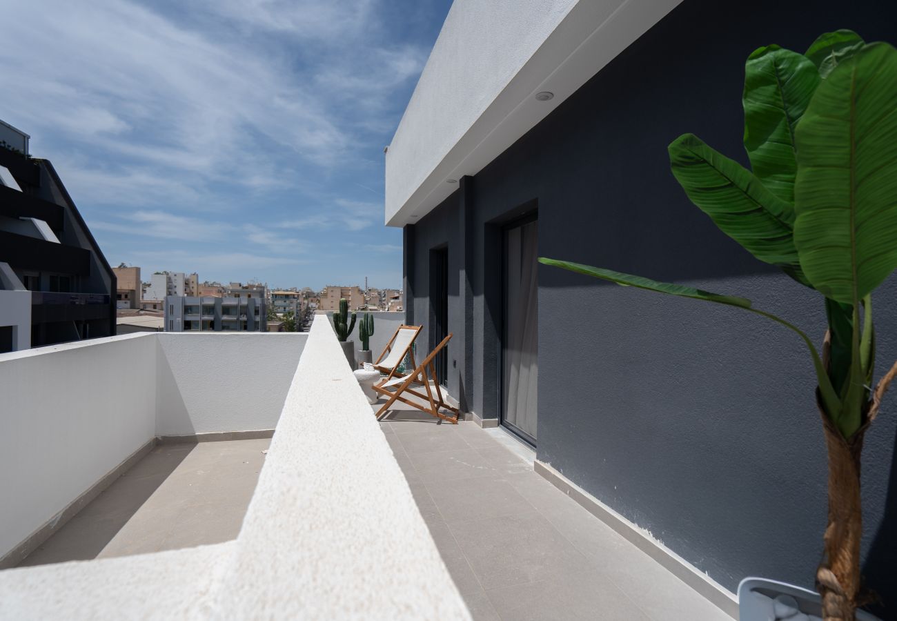 Apartment in Piraeus - Rhodes luxury Apartment in Pireaus with Parking