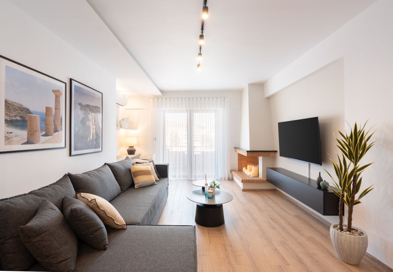Apartment in Piraeus - Kea luxury Apartment in Pireaus with Parking