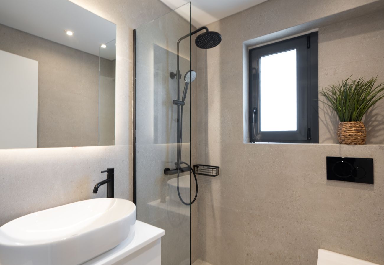 Apartment in Piraeus - Kea luxury Apartment in Pireaus with Parking