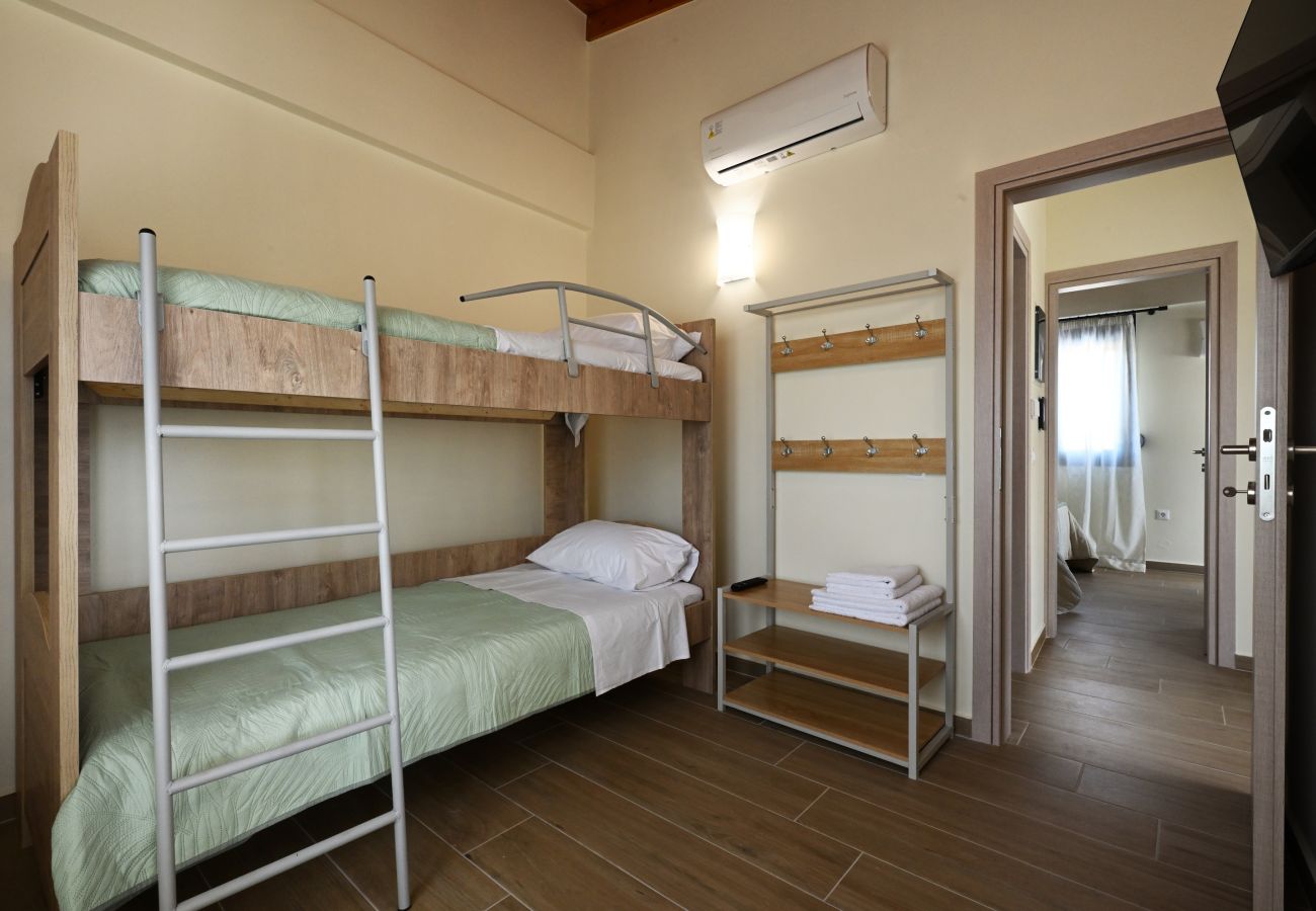 Villa in Akrotiri - AROMELIA LUXURY VILLAS