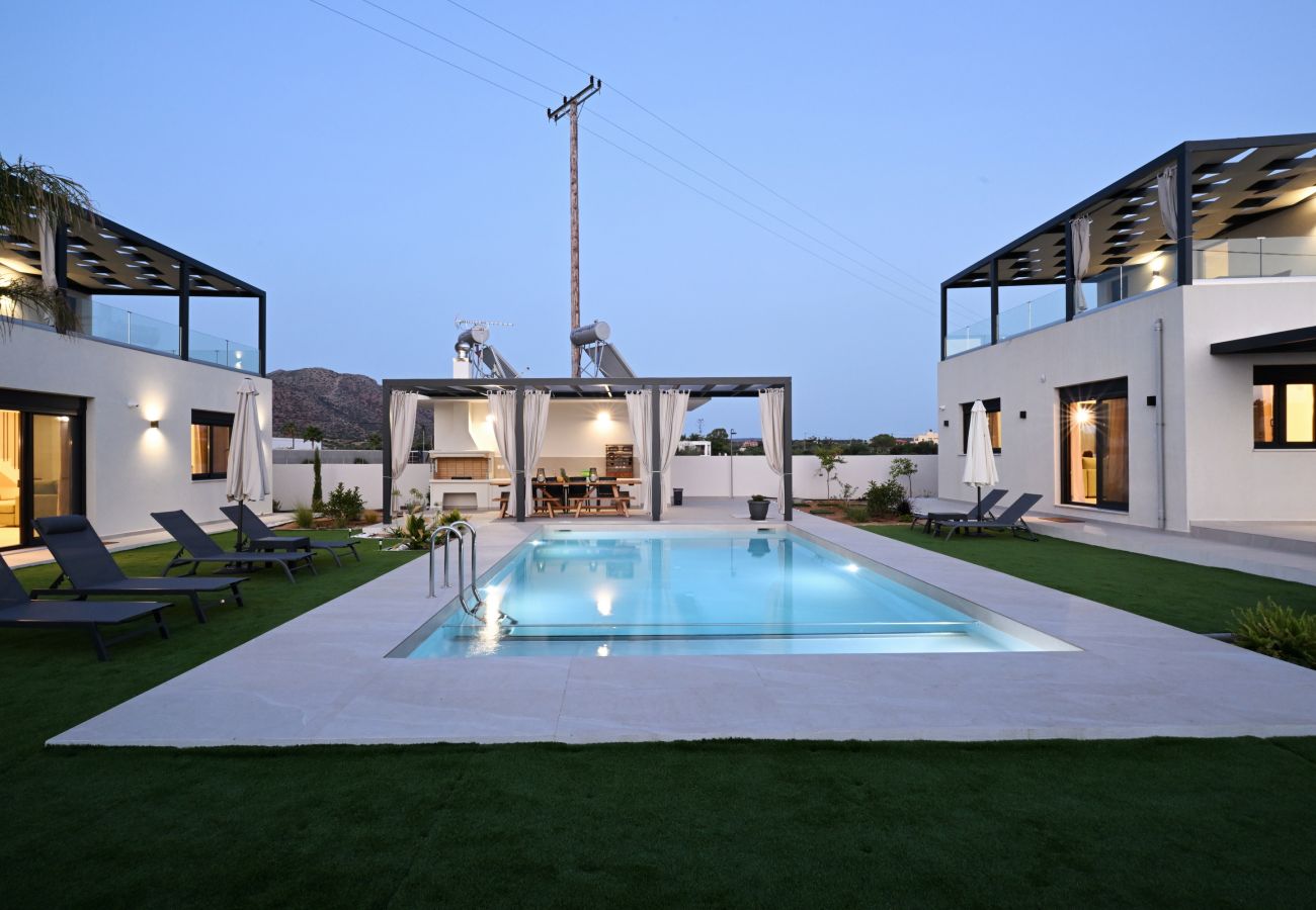 Villa in Akrotiri - AROMELIA LUXURY VILLAS