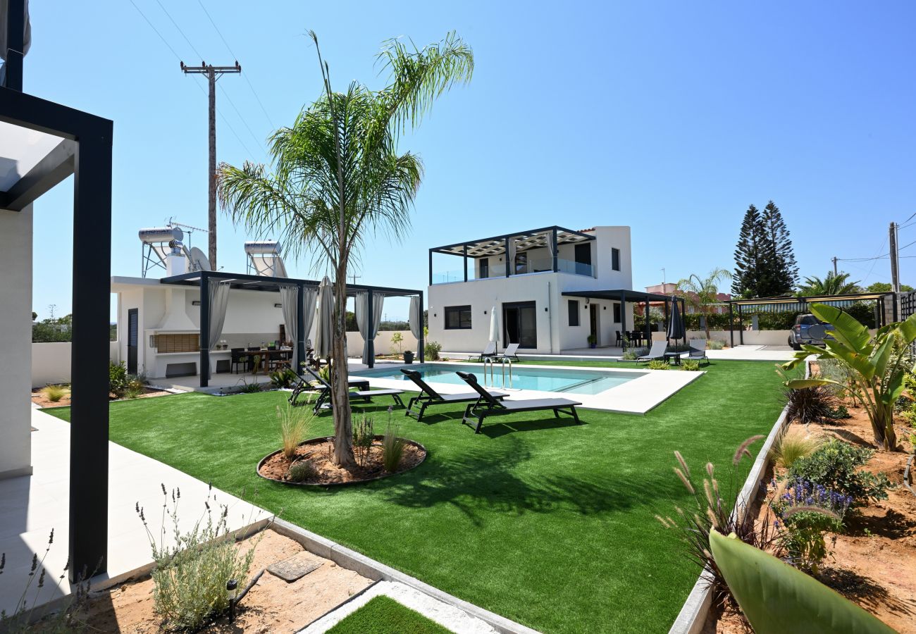 Villa in Akrotiri - AROMELIA LUXURY VILLAS