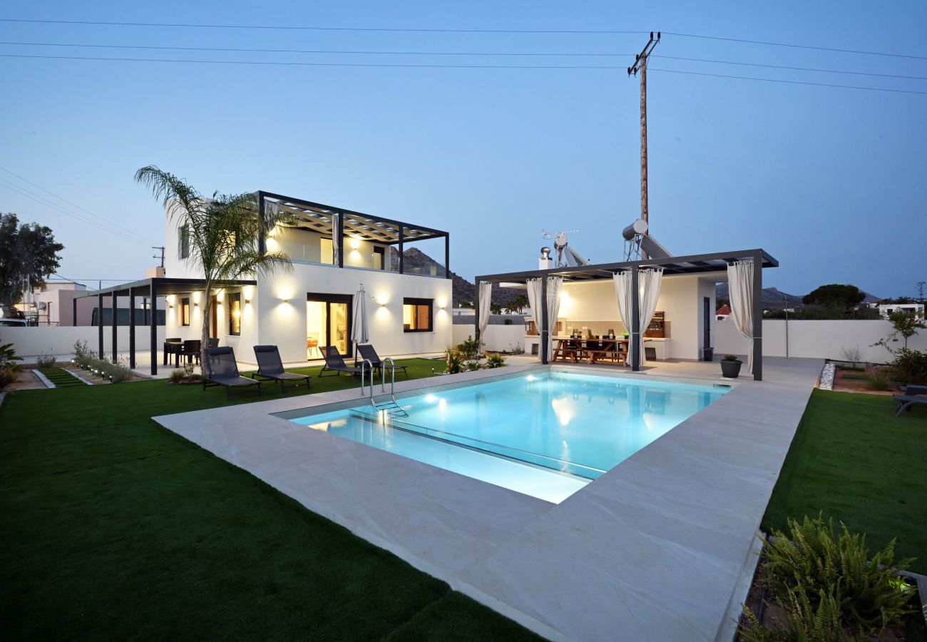 Villa in Akrotiri - AROMELIA LUXURY VILLAS