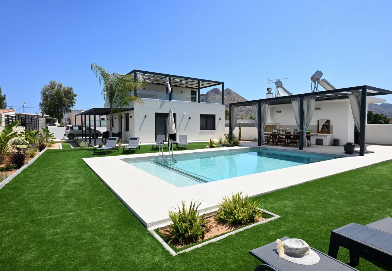 Villa in Akrotiri - AROMELIA LUXURY VILLAS
